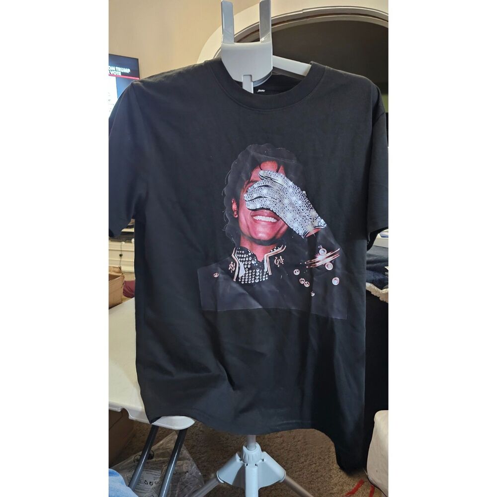 Michael Jackson Graphic T-Shirt Black Short Sleeve Men's Large NWOT